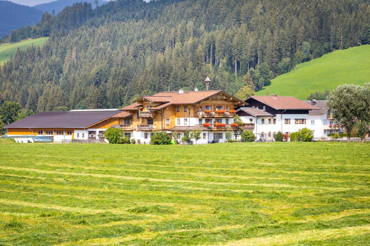 Landhaus Fingerhof Lägenhet Flachau Exteriör bild